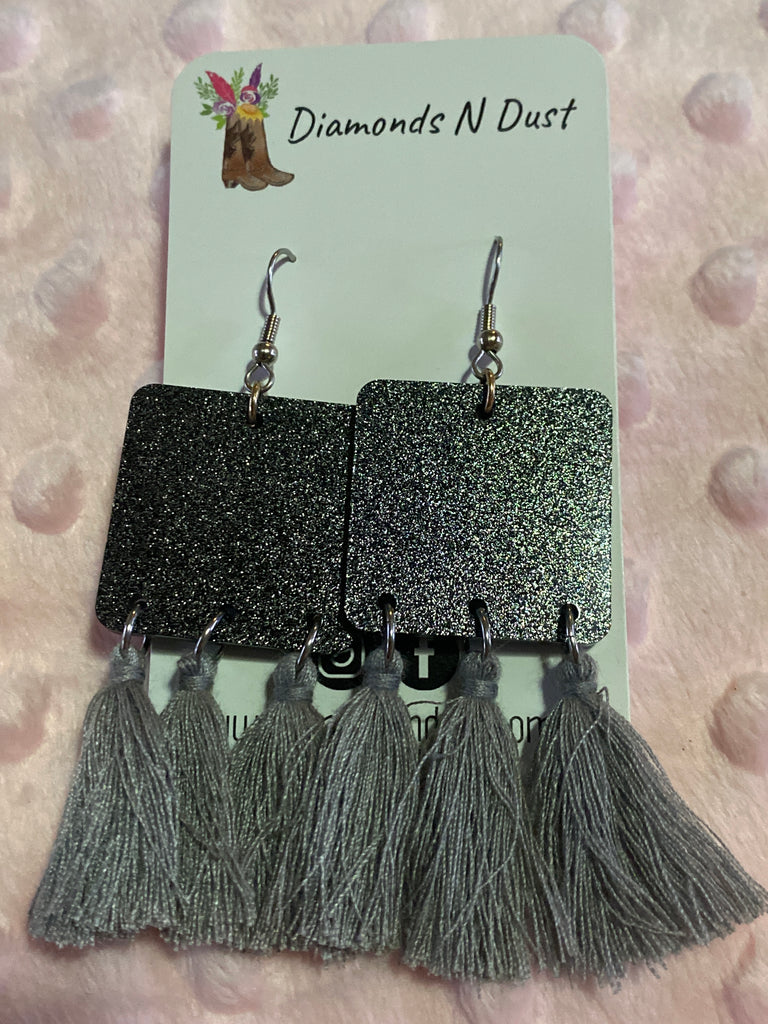 Square Tassel Dangle earrings