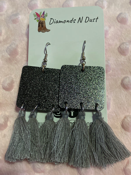 Square Tassel Dangle earrings