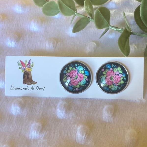 20mm Floral Stud Earrings