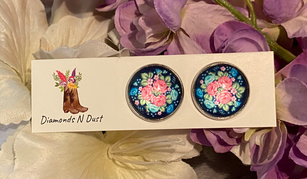 20mm Floral Stud Earrings