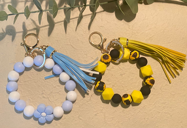Flower Silicone Key Chain Bracelet (2 colour options)