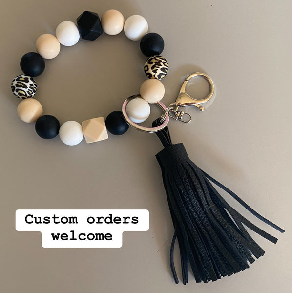 Silicone Beaded Wristlet