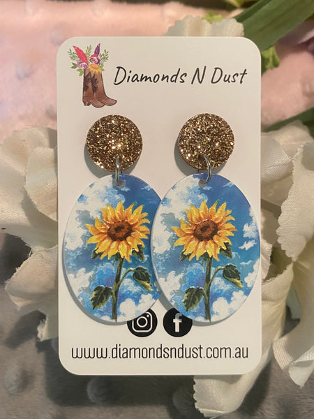 Oval Flower Dangle Earrings