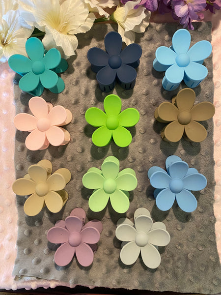 Flower Claw Hair Clip