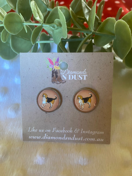 *NEW* 16mm Beagle Glass Studs