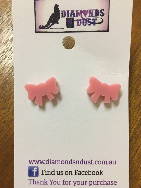 Bow Studs (13 colours)