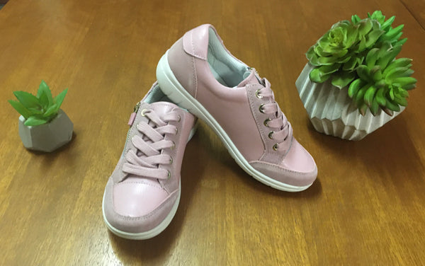 Lace up Sports casual (size 36 & 37)